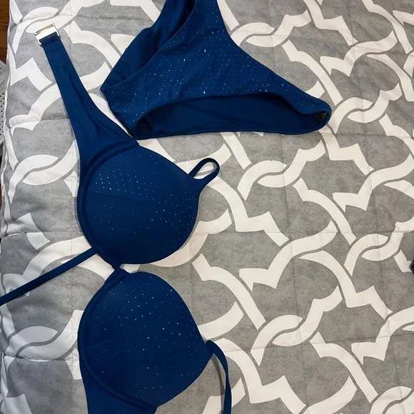 Victoria's Secret Essential Diamanté Brazilian bikini and top - Picture 4 of 4